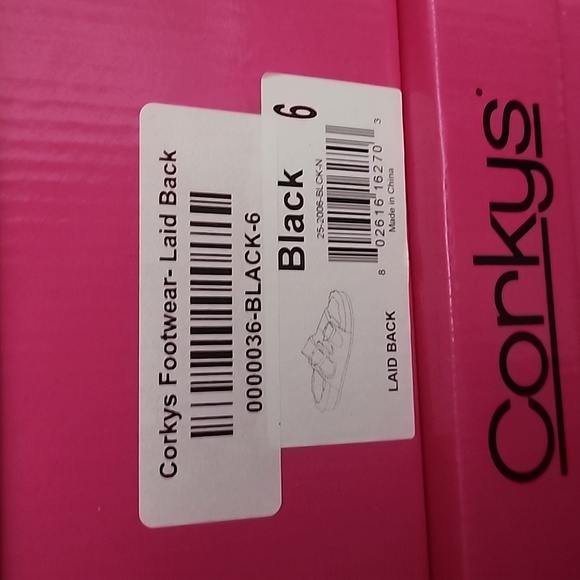 NEW Corkys Slides - Picture 2 of 4